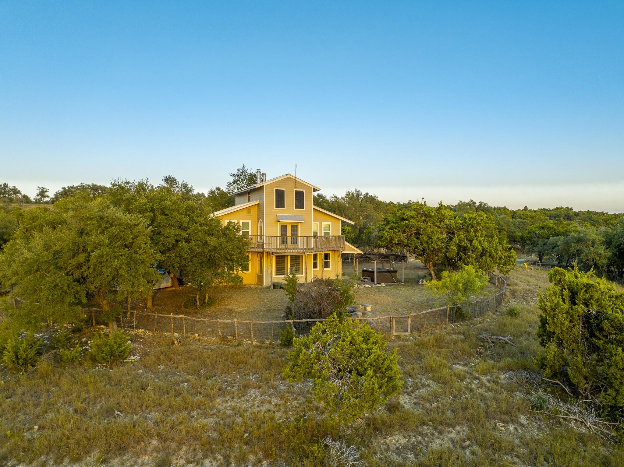 3230 W Fitzhugh Rd, Dripping Springs, TX 78620
