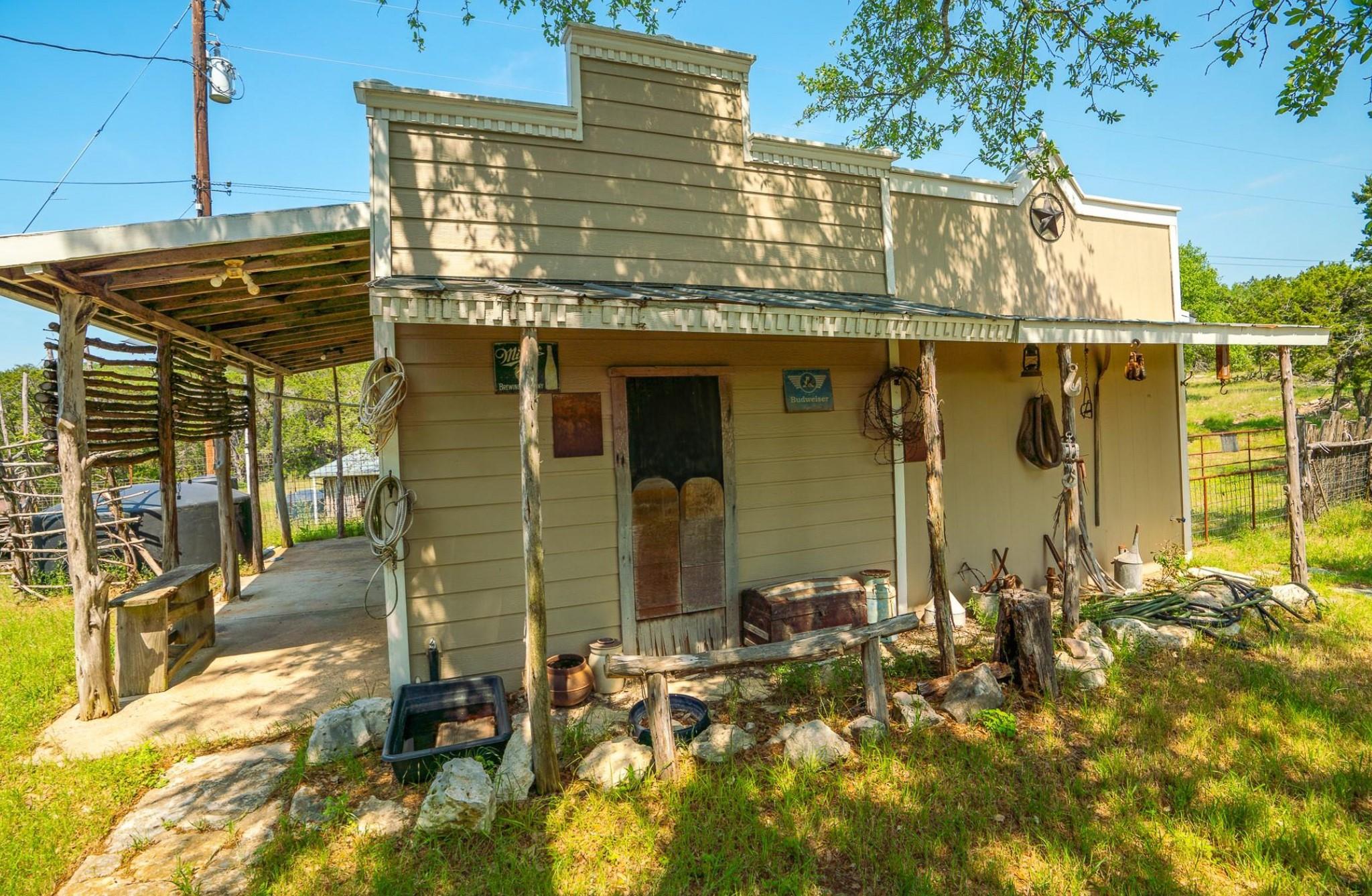 3230 W Fitzhugh Rd, Dripping Springs, TX 78620