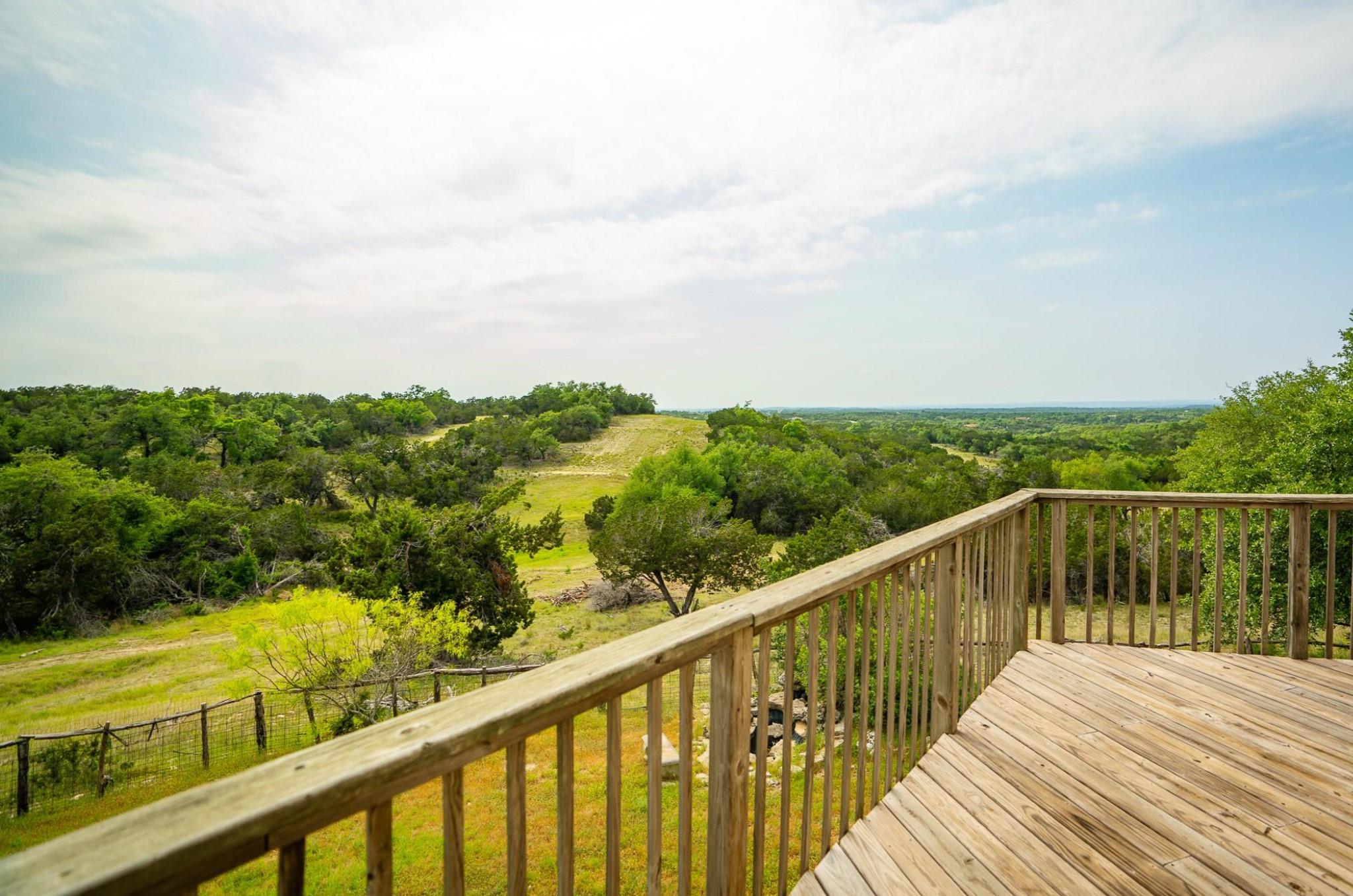 3230 W Fitzhugh Rd, Dripping Springs, TX 78620