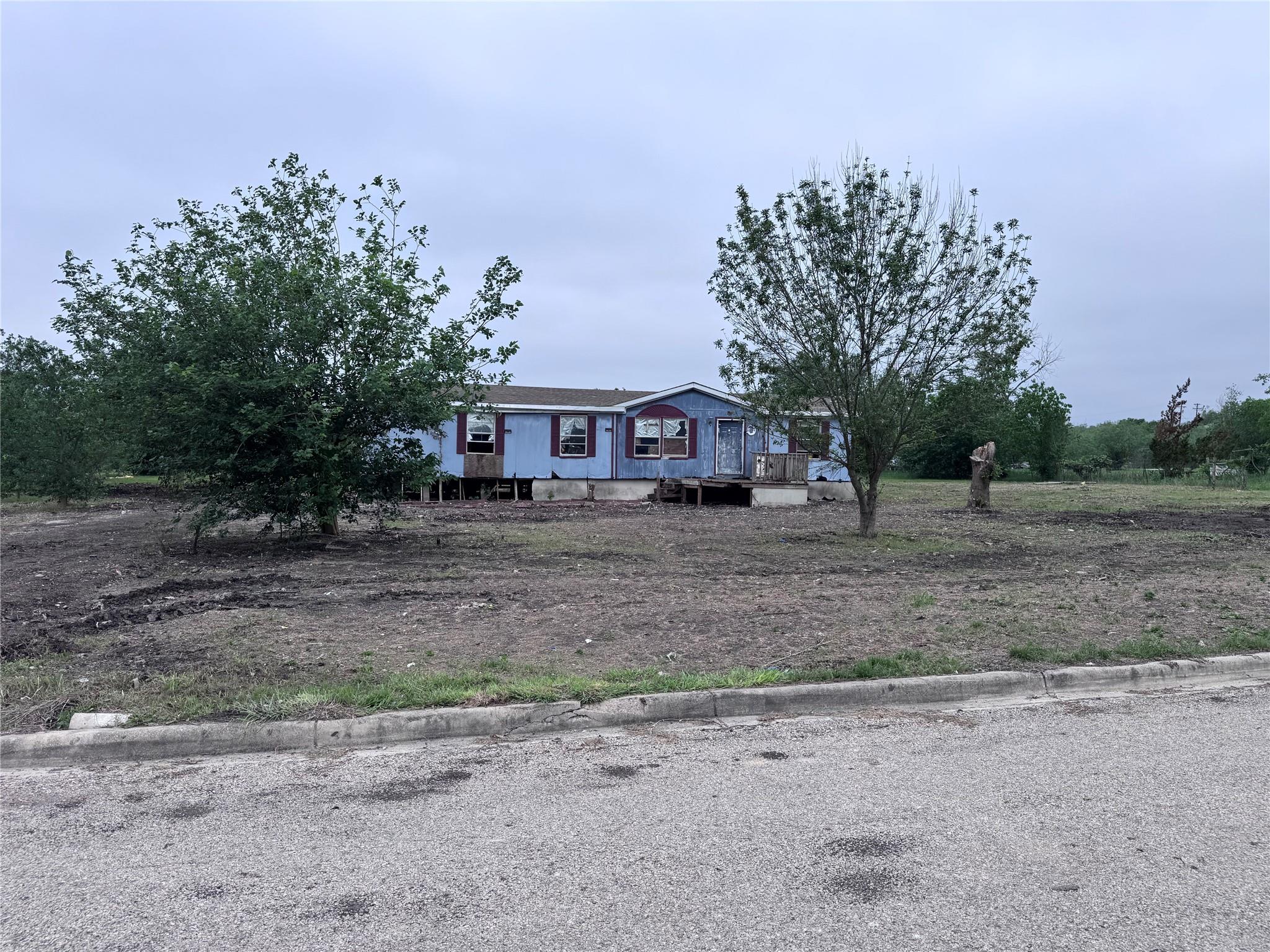 220 Ewald Dr, Kyle, TX 78640