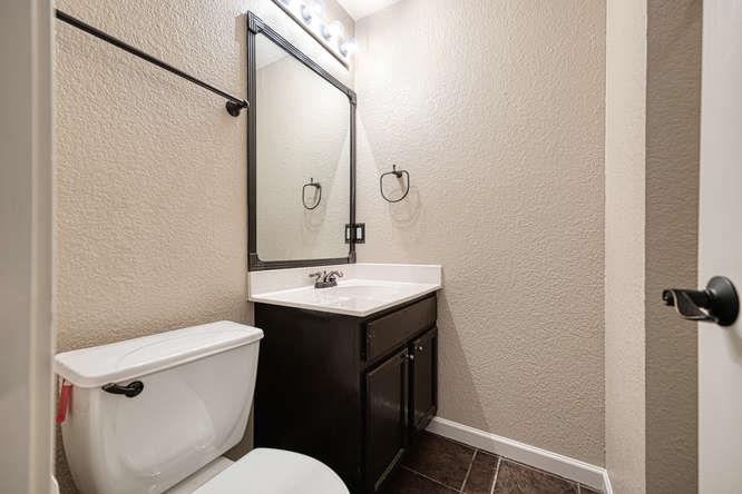205 Polk, Kyle, TX 78640