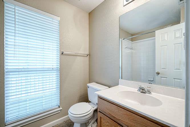 205 Polk, Kyle, TX 78640