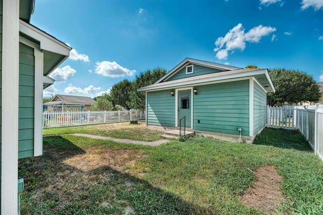 205 Polk, Kyle, TX 78640