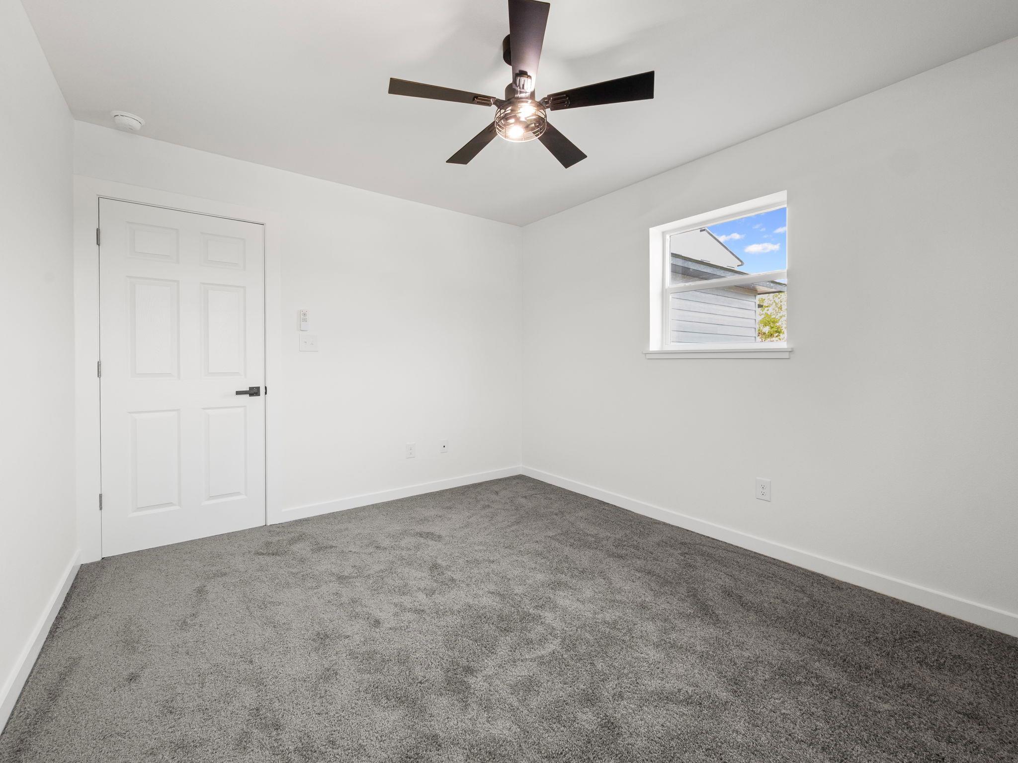 173 Kahalulu Dr, Bastrop, TX 78602