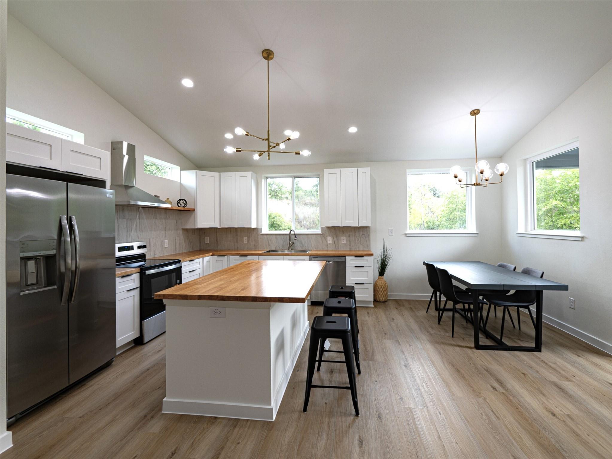 173 Kahalulu Dr, Bastrop, TX 78602