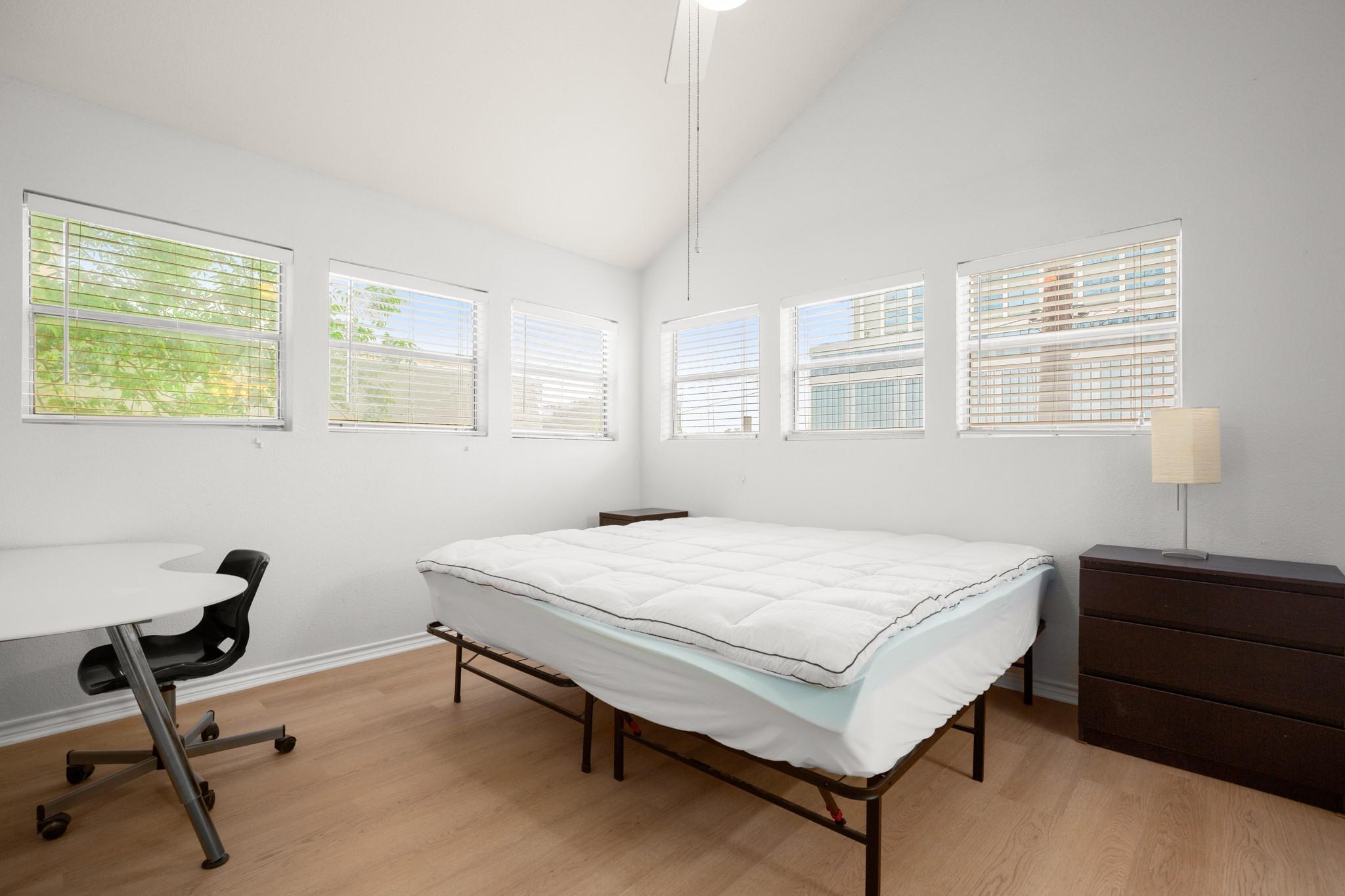 2311 Nueces St # 303, Austin, TX 78705