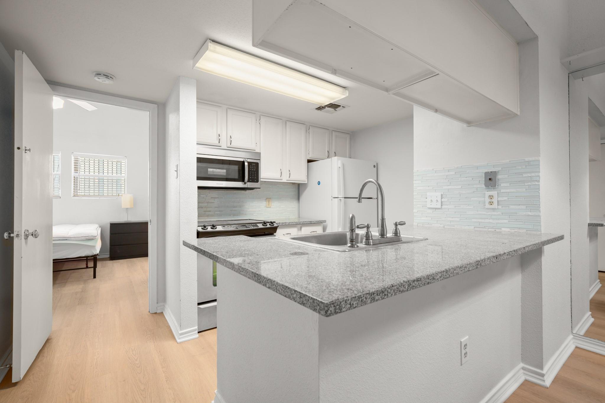 2311 Nueces St # 303, Austin, TX 78705