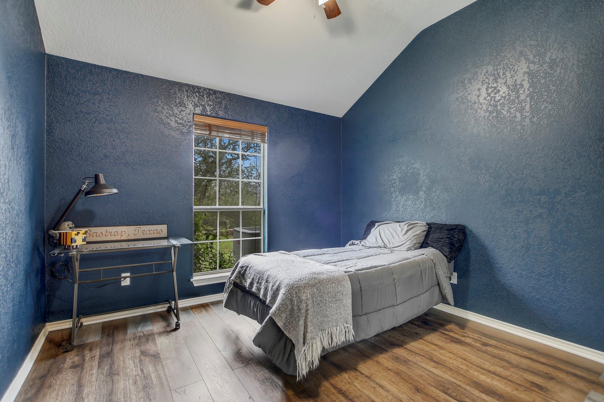 211 Ulupau Cir, Bastrop, TX 78602