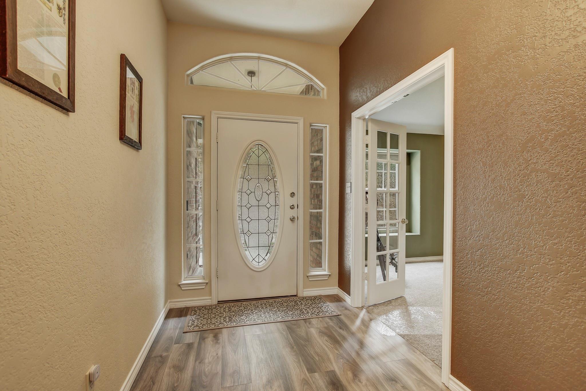 211 Ulupau Cir, Bastrop, TX 78602