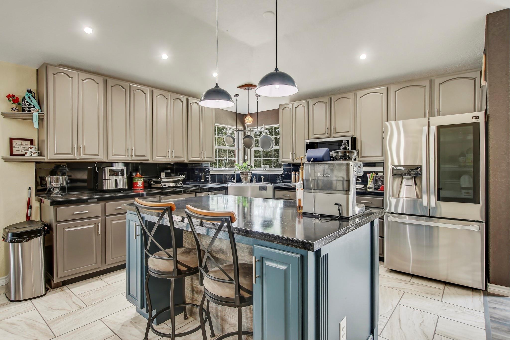 211 Ulupau Cir, Bastrop, TX 78602