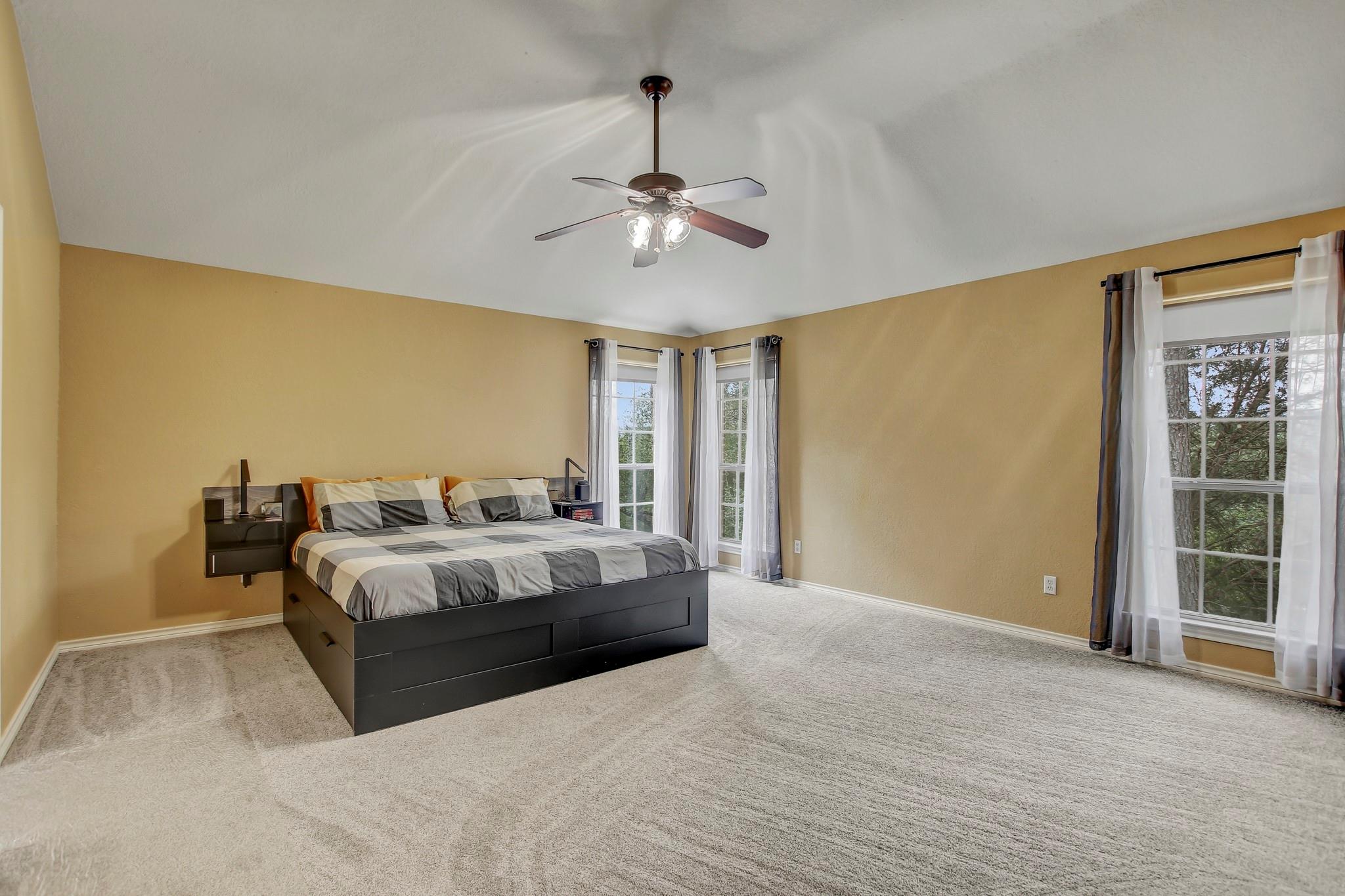 211 Ulupau Cir, Bastrop, TX 78602