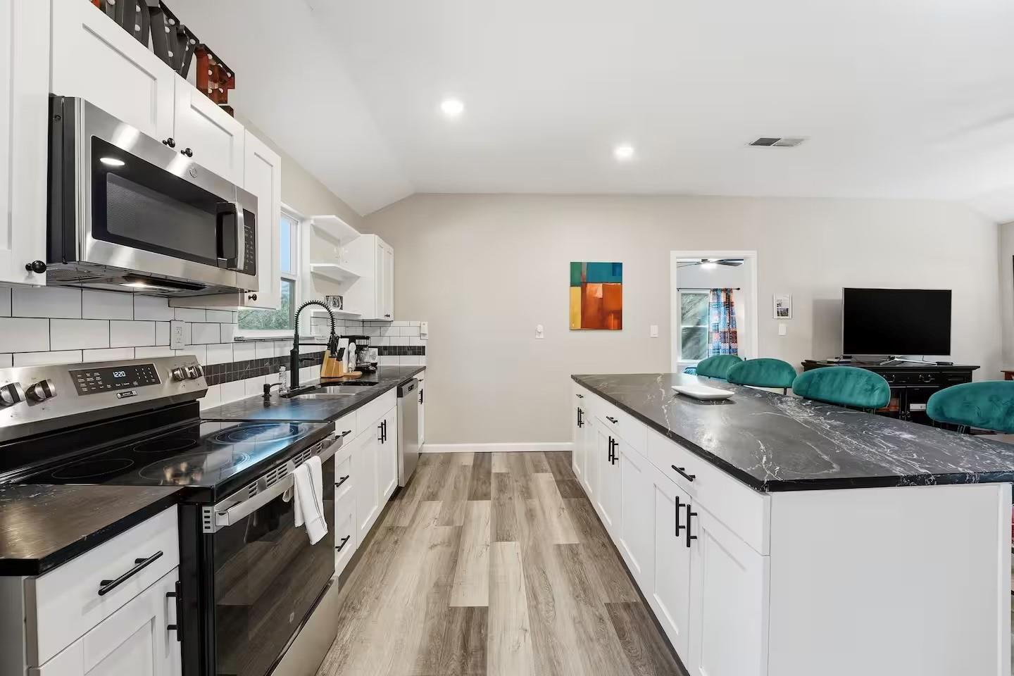 201 Winfield Thicket Rd, Bastrop, TX 78602