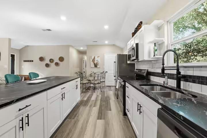 201 Winfield Thicket Rd, Bastrop, TX 78602