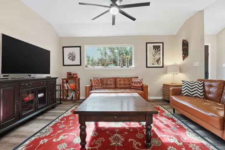 201 Winfield Thicket Rd, Bastrop, TX 78602