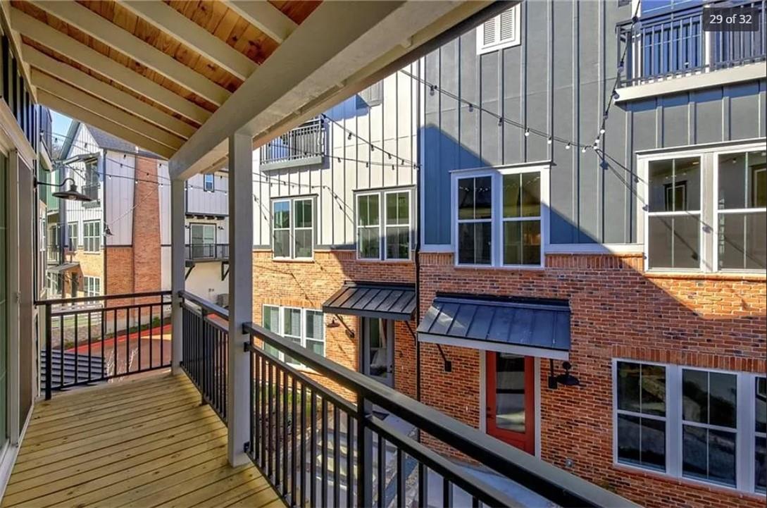 3809 Valley View Rd # 16, Austin, TX 78704