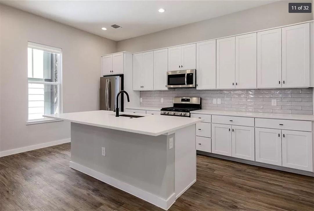 3809 Valley View Rd # 16, Austin, TX 78704