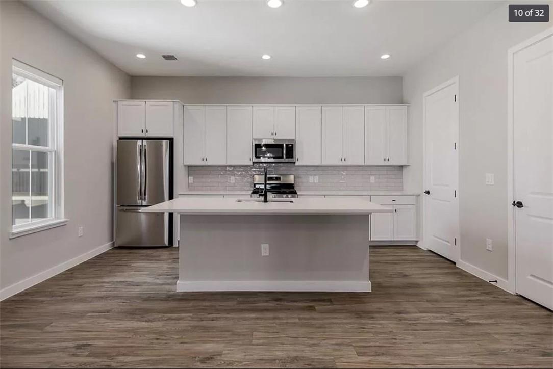 3809 Valley View Rd # 16, Austin, TX 78704