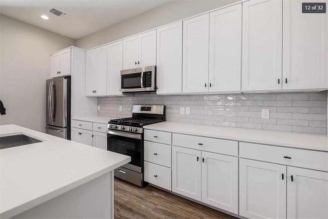 3809 Valley View Rd # 16, Austin, TX 78704