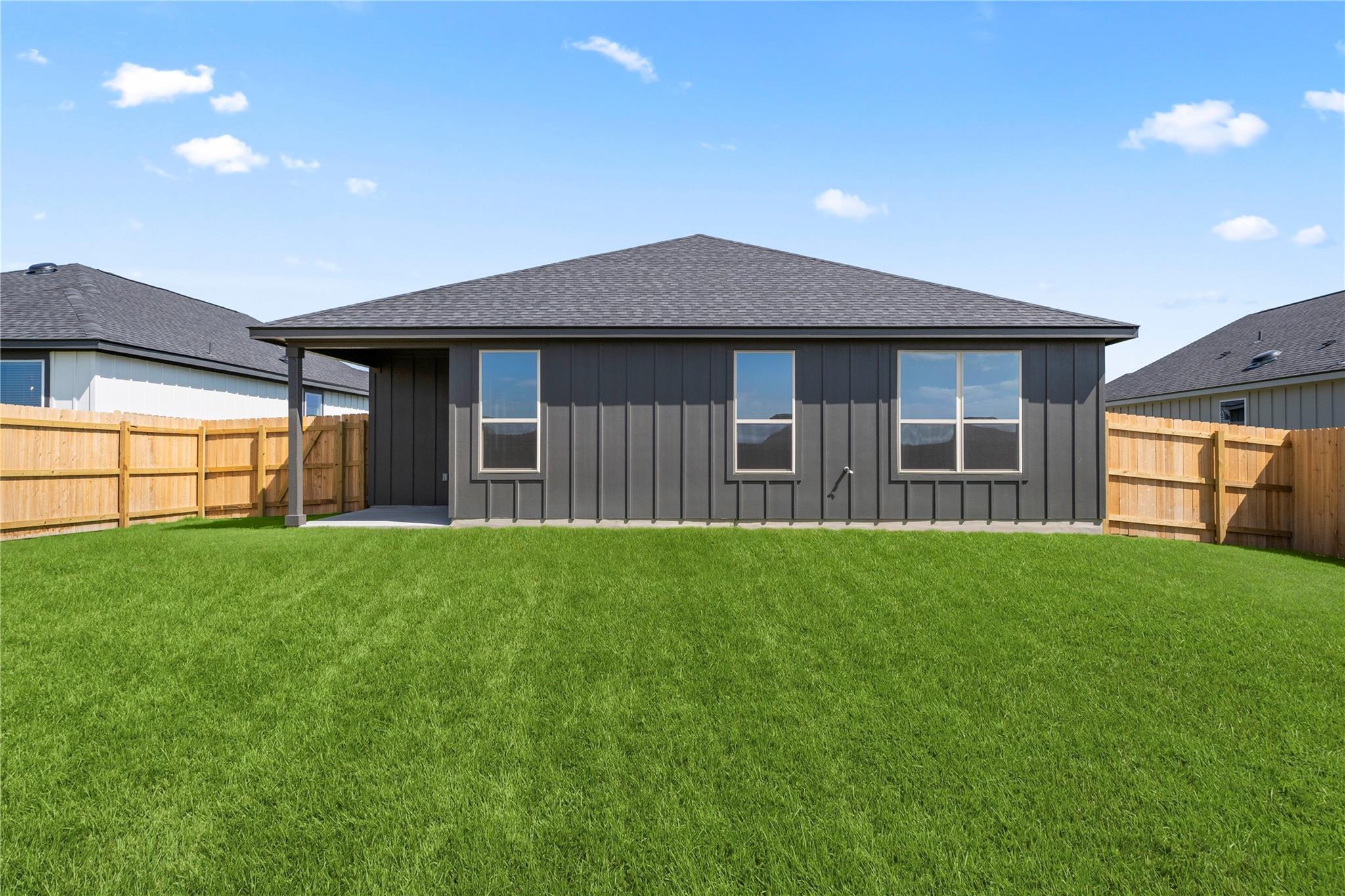 552 Gus Loop, Georgetown, TX 78626
