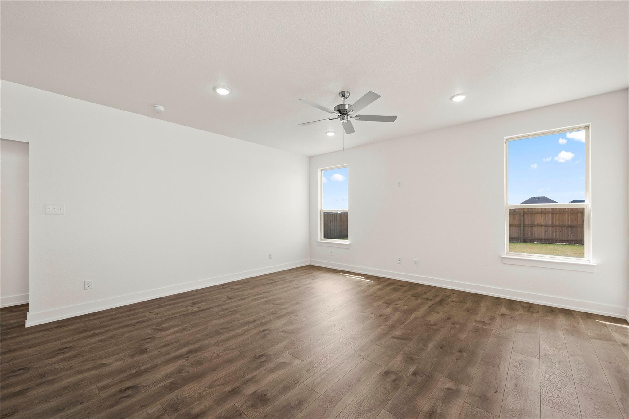 552 Gus Loop, Georgetown, TX 78626