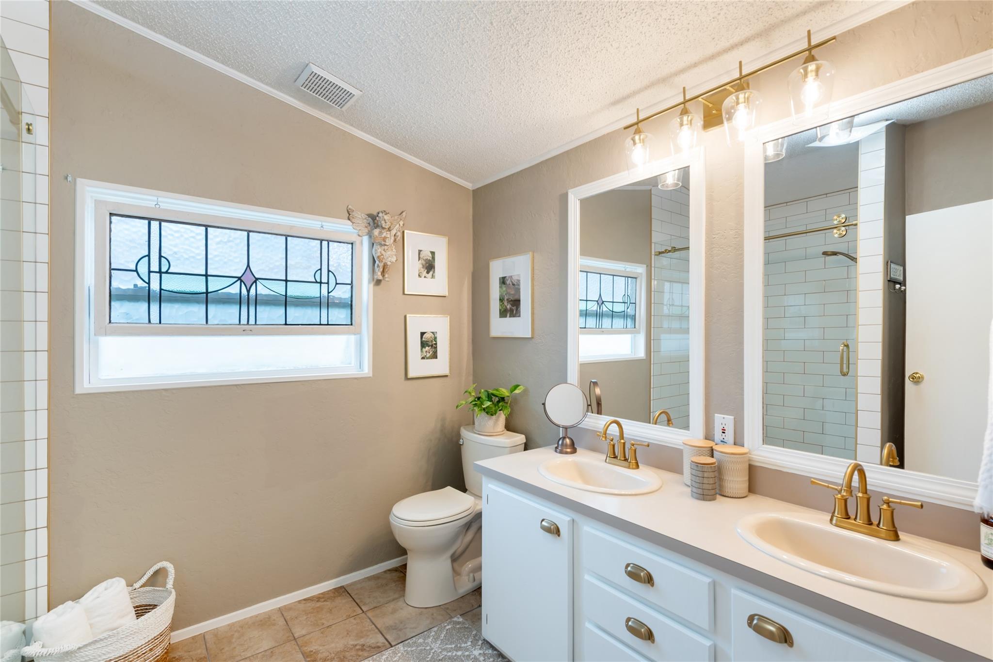 351 Lonesome Trl, Driftwood, TX 78619