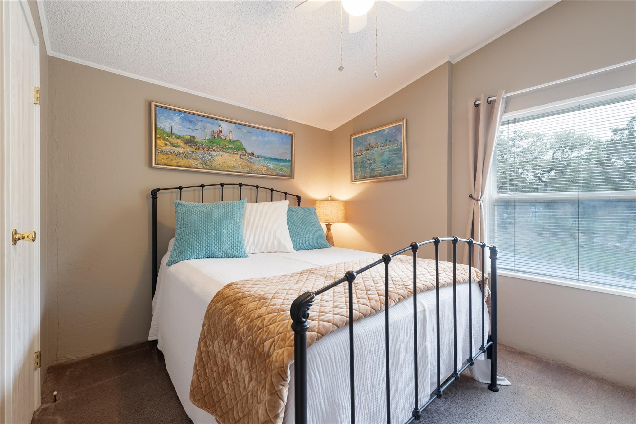 351 Lonesome Trl, Driftwood, TX 78619
