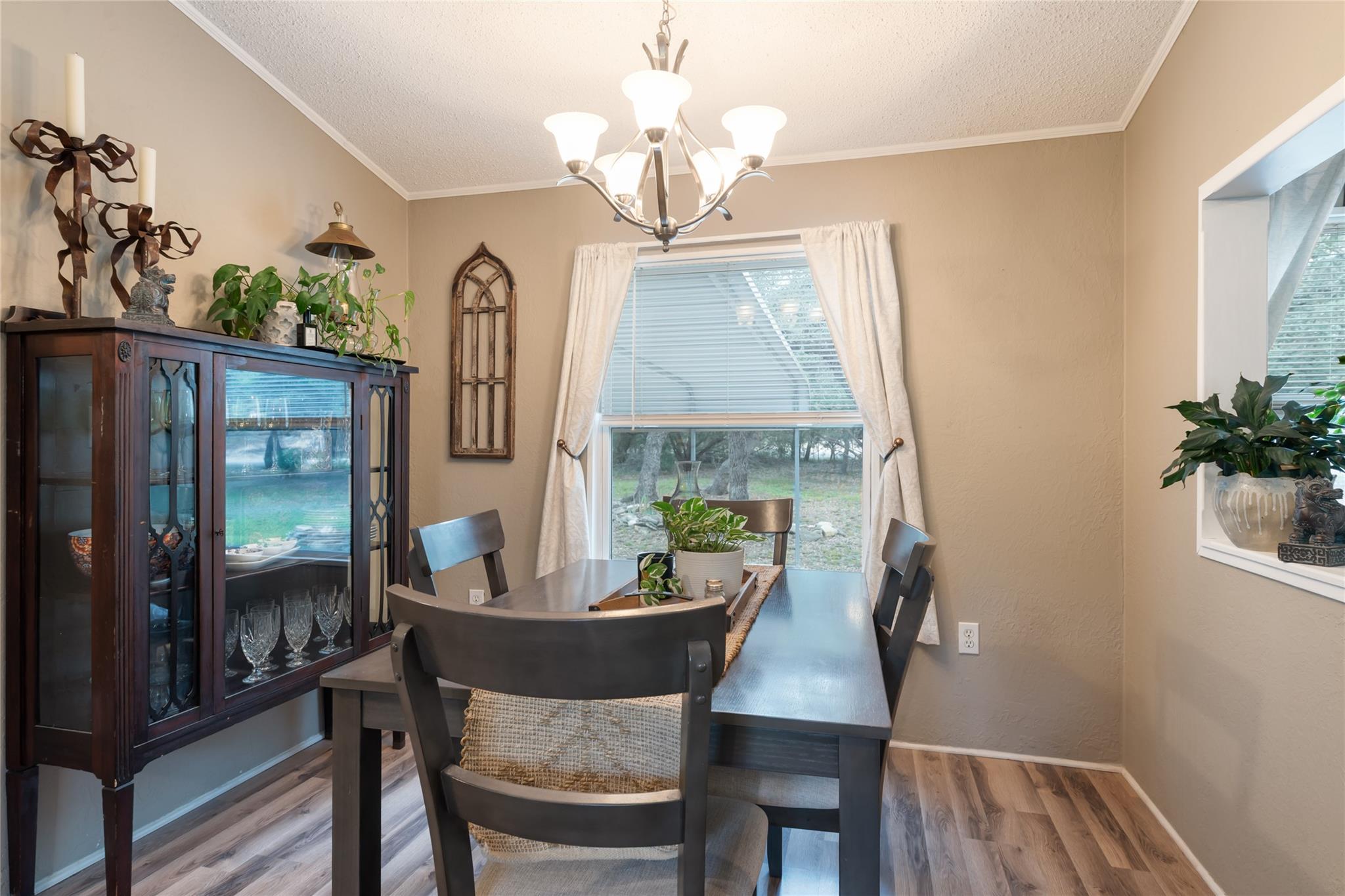 351 Lonesome Trl, Driftwood, TX 78619