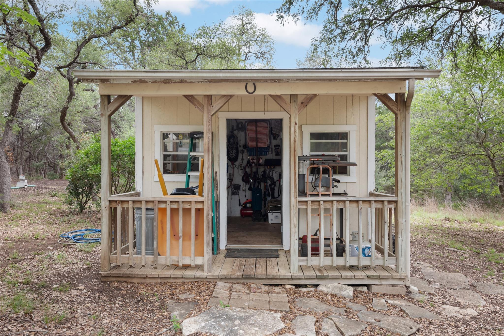 351 Lonesome Trl, Driftwood, TX 78619