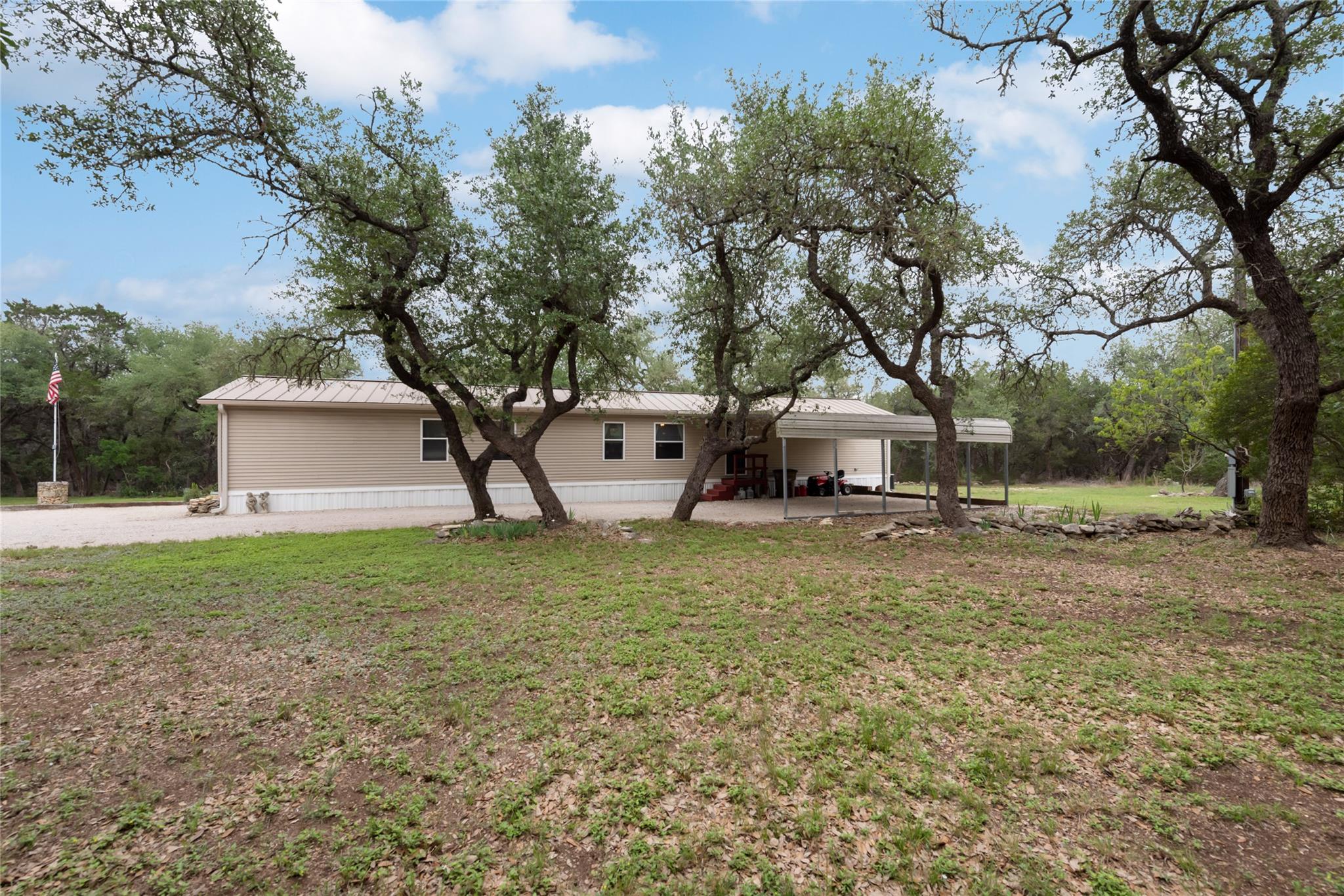 351 Lonesome Trl, Driftwood, TX 78619