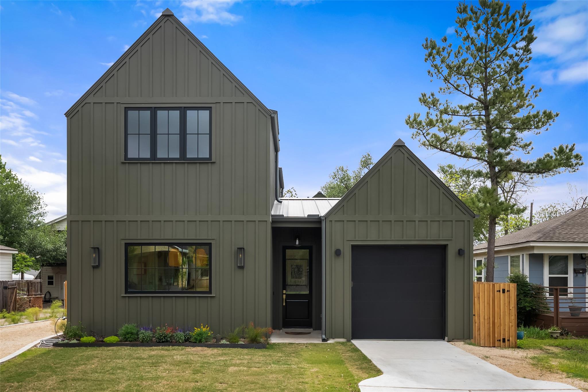 3001 Breeze Ter # 1, Austin, TX 78722