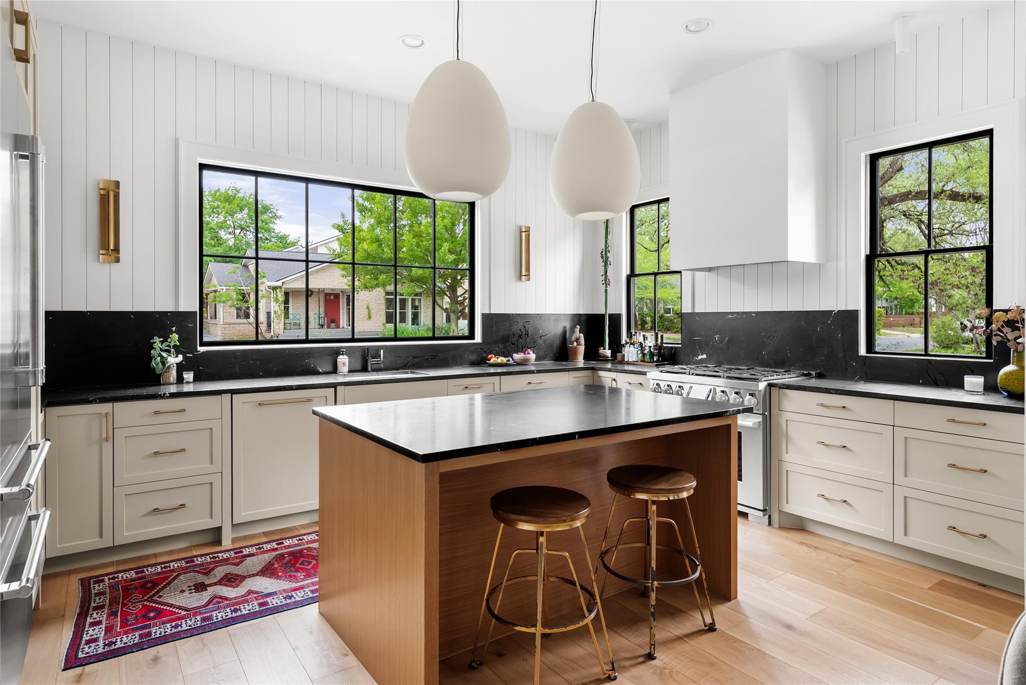 3001 Breeze Ter # 1, Austin, TX 78722