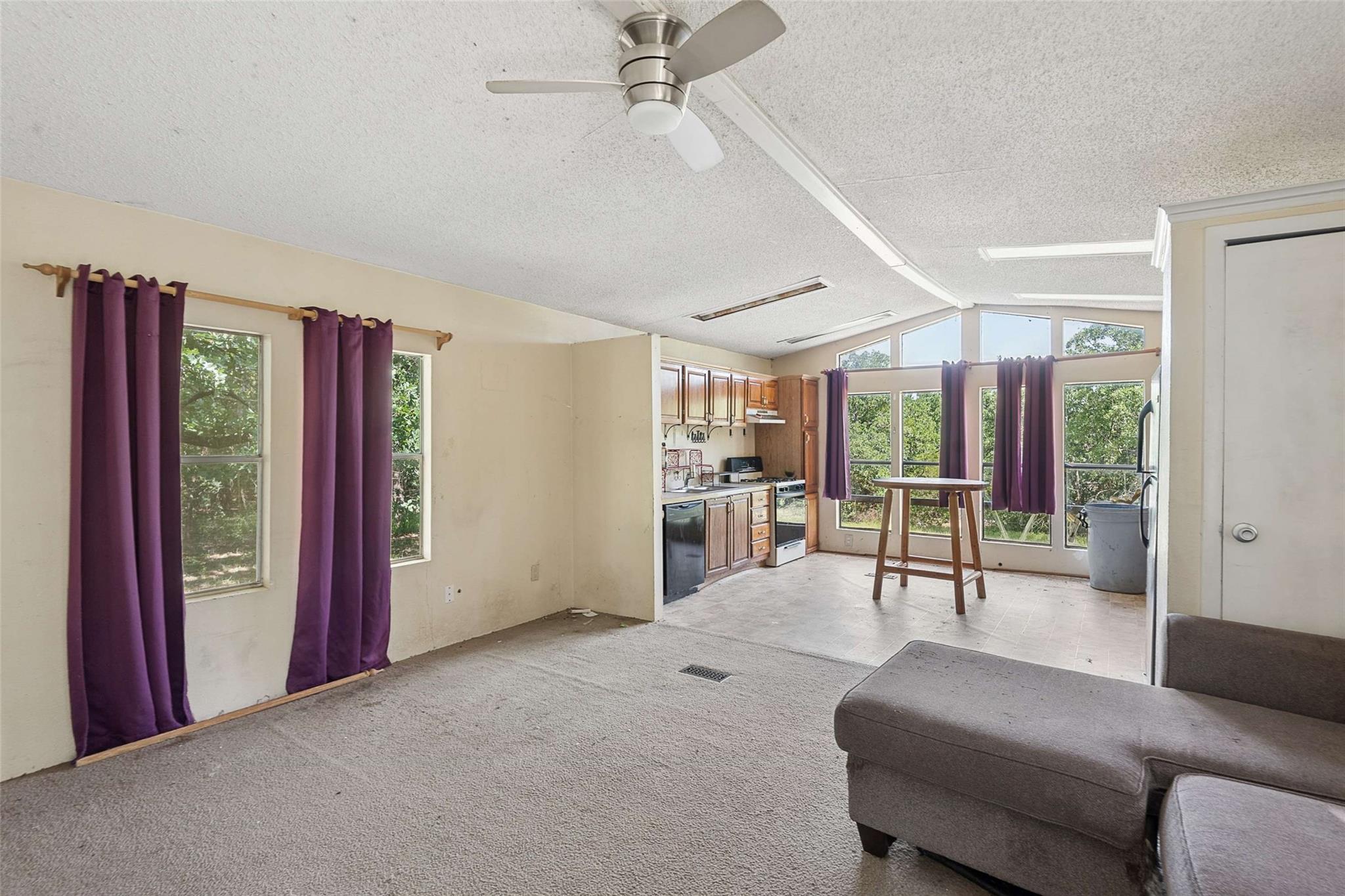 194 Private Road 4663, Boyd, TX 76023