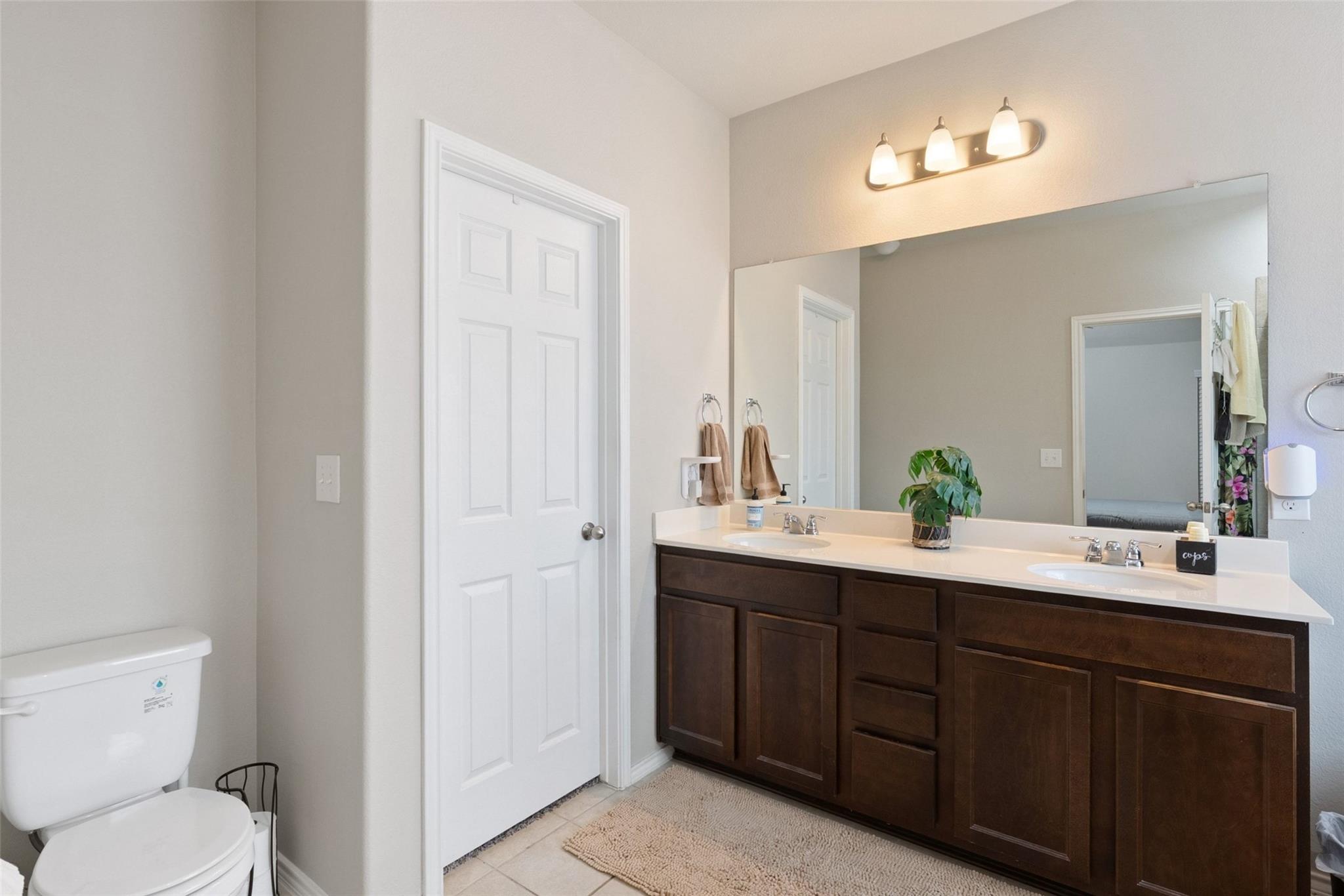 5980 Heron Dr, Buda, TX 78610