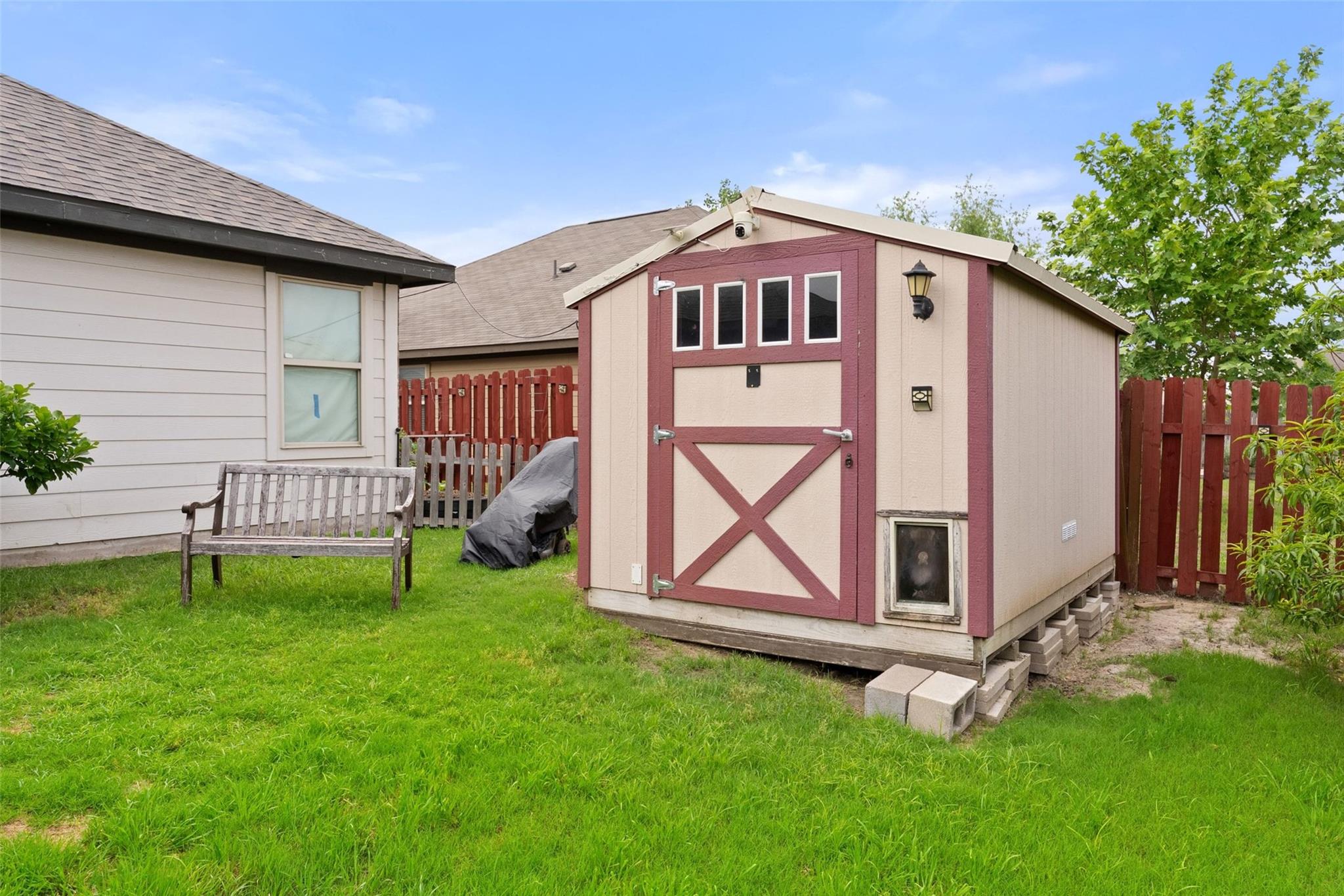 5980 Heron Dr, Buda, TX 78610