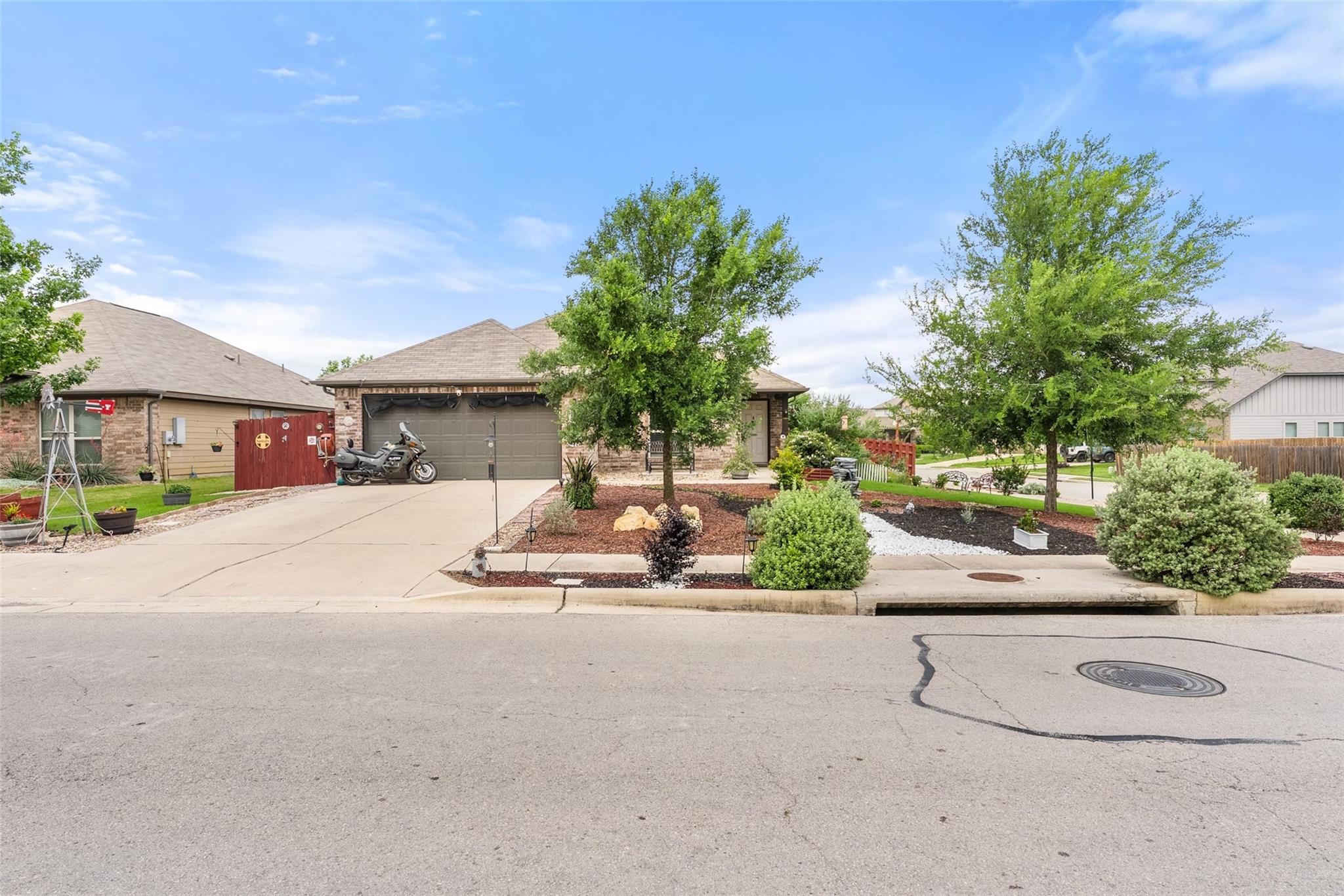 5980 Heron Dr, Buda, TX 78610
