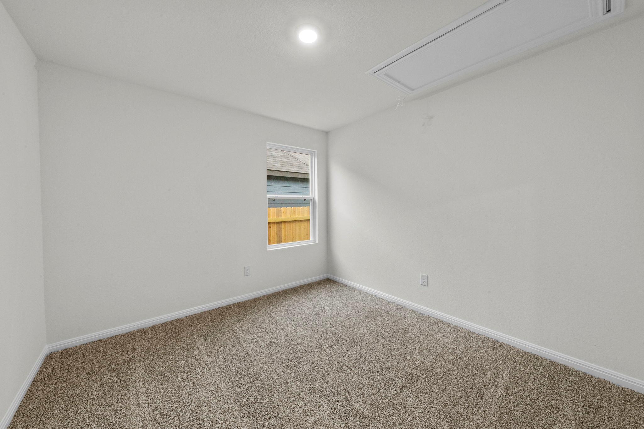 244 Flora Vista St, San Marcos, TX 78666