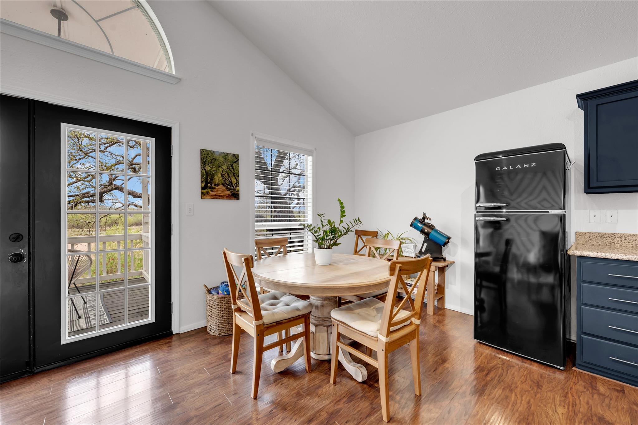 5898 RIVER OAKS Dr, Kingsland, TX 78639