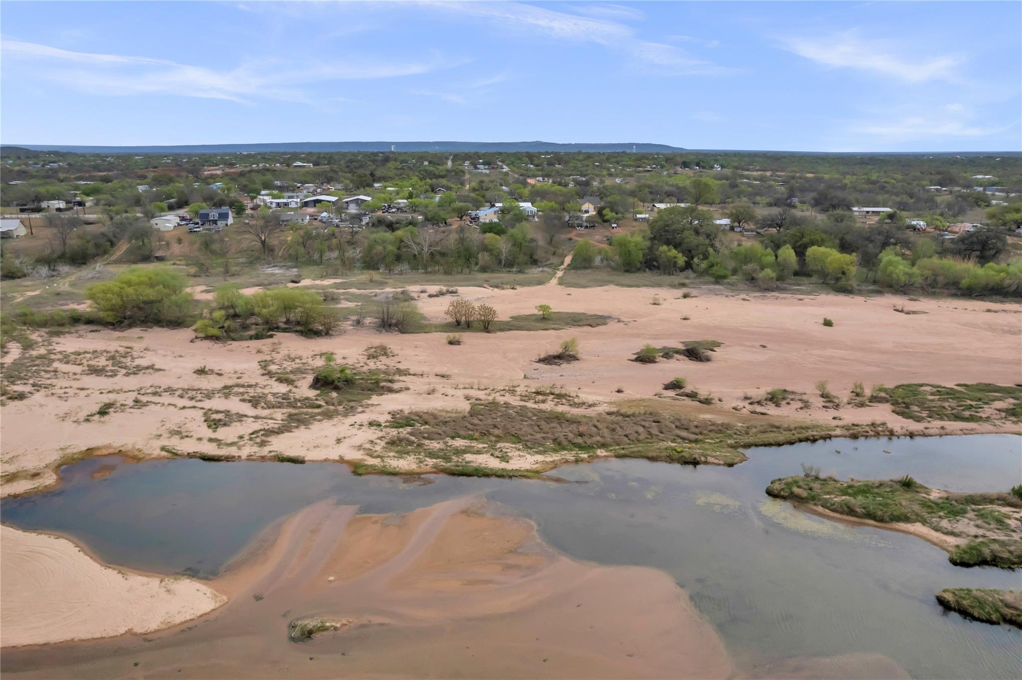 5898 RIVER OAKS Dr, Kingsland, TX 78639