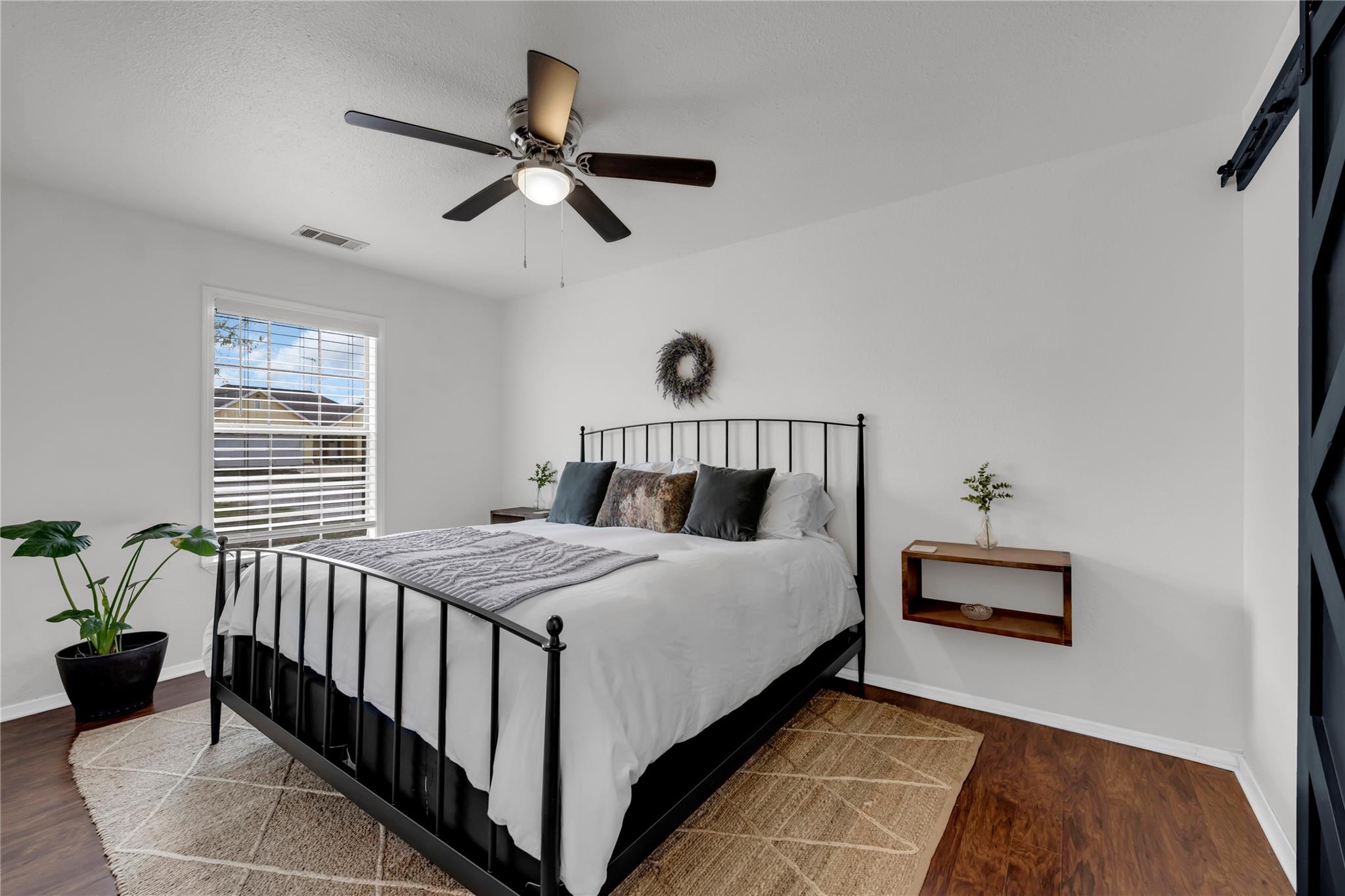 5898 RIVER OAKS Dr, Kingsland, TX 78639