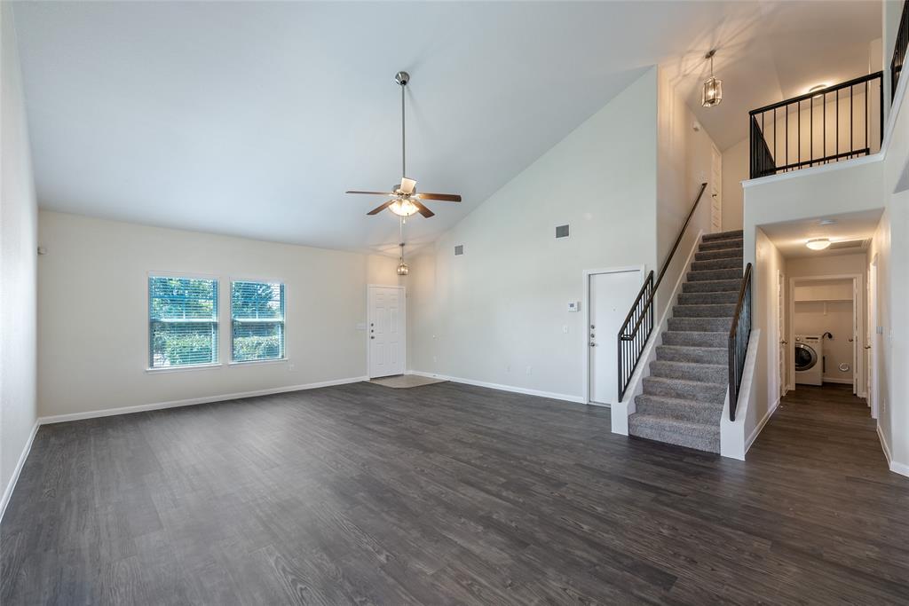 710 Mitchell Dr, Hutto, TX 78634