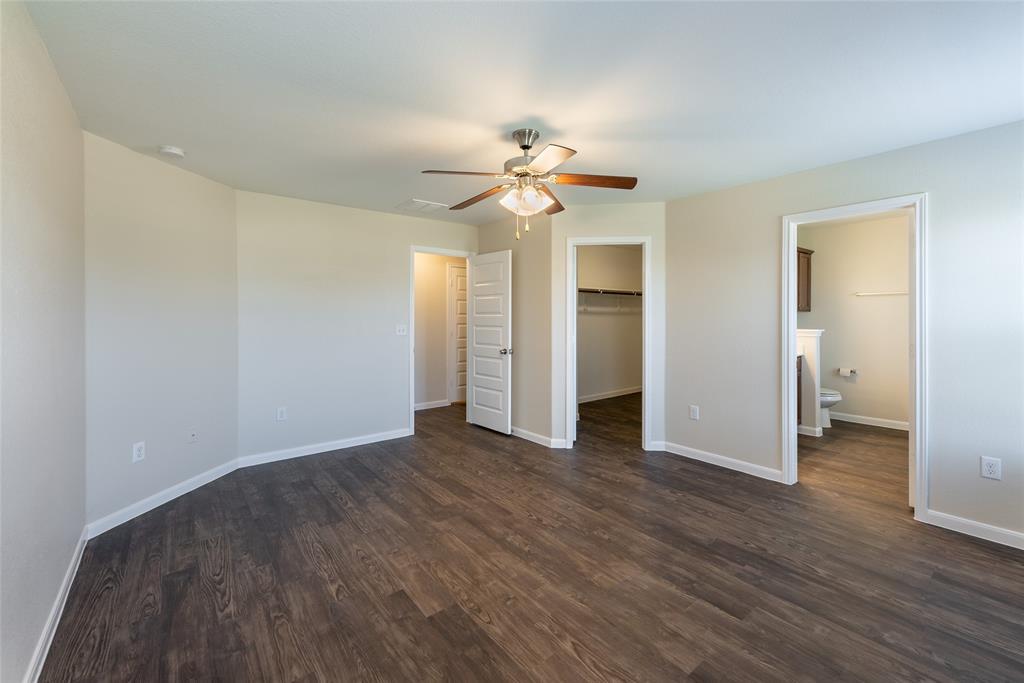 710 Mitchell Dr, Hutto, TX 78634