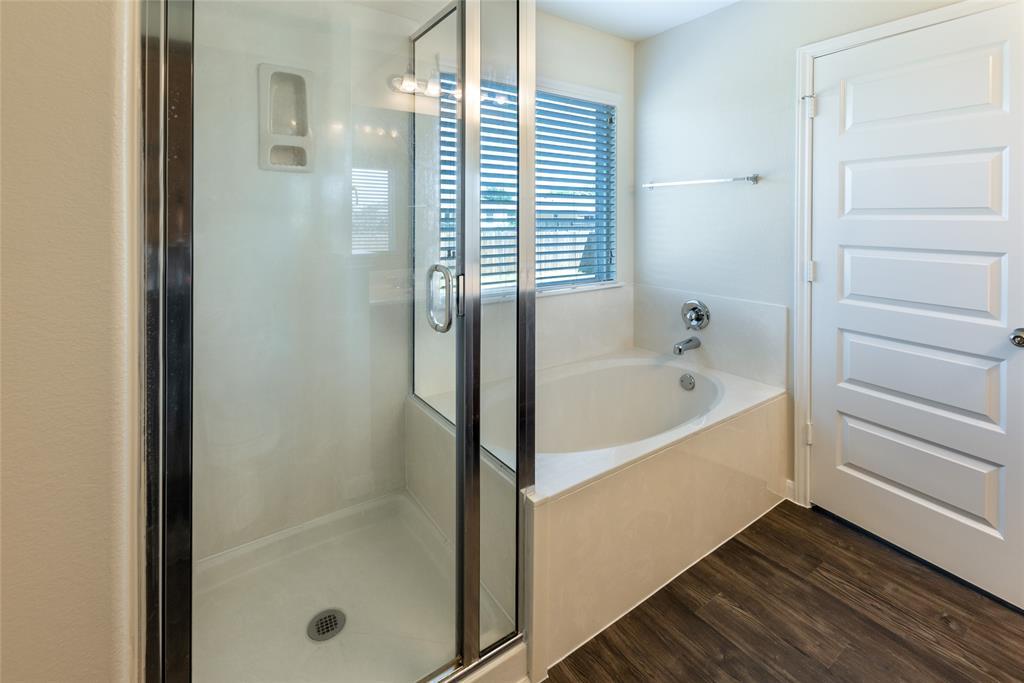 710 Mitchell Dr, Hutto, TX 78634