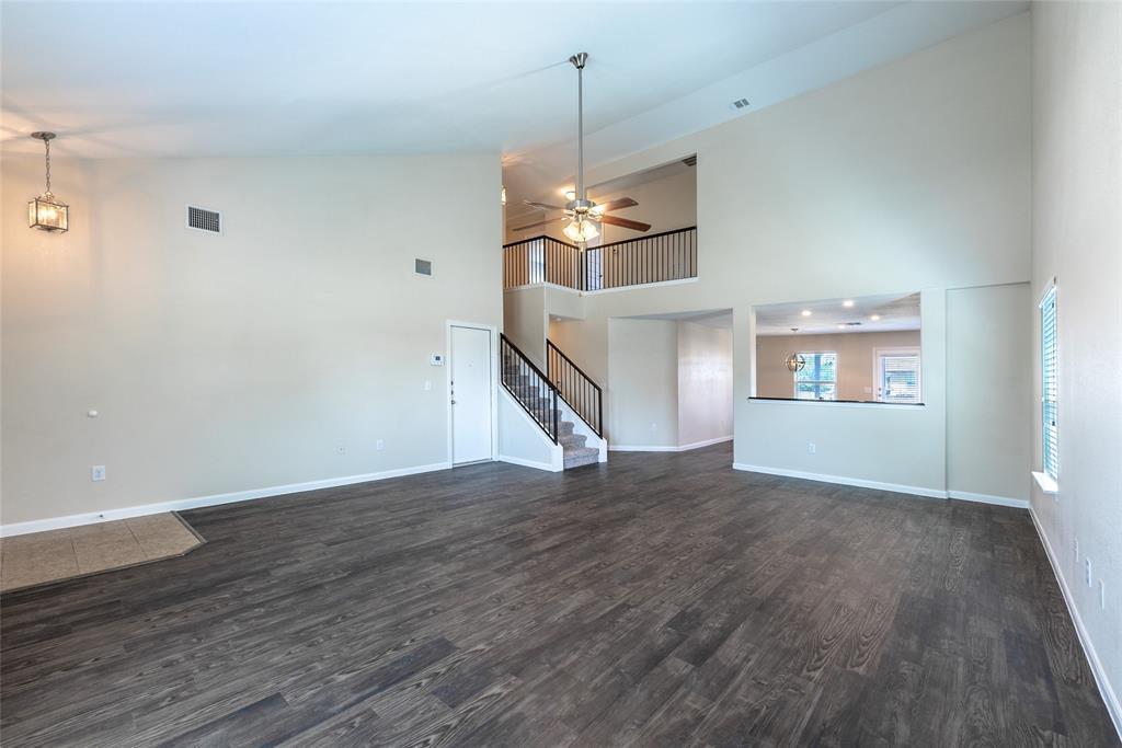 710 Mitchell Dr, Hutto, TX 78634
