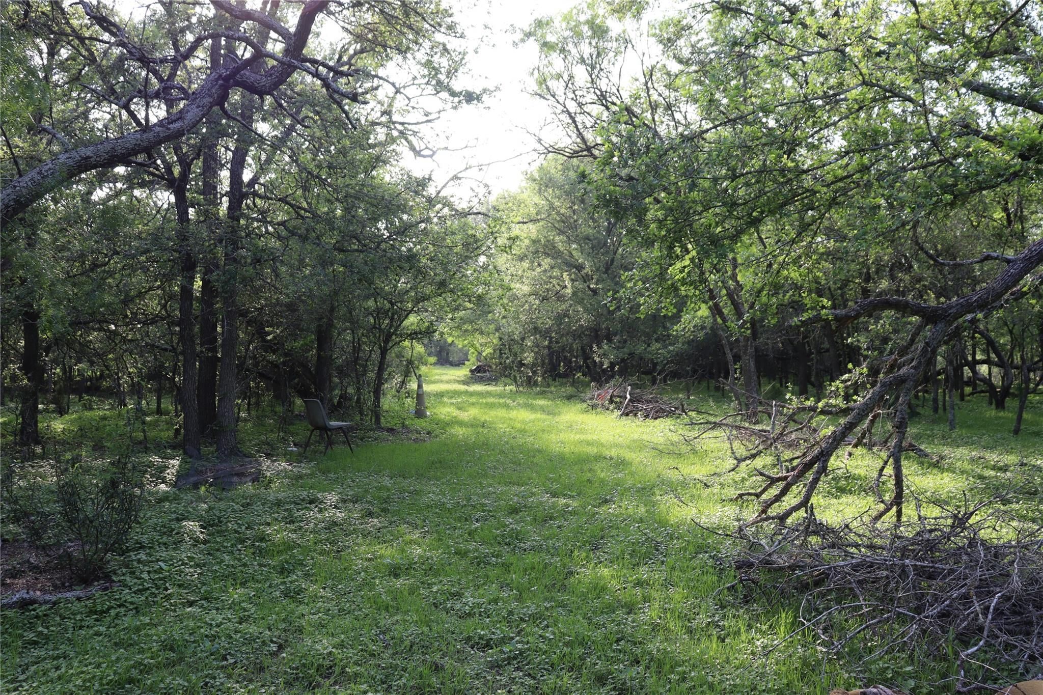 320 Hillcrest Ln, Dale, TX 78616