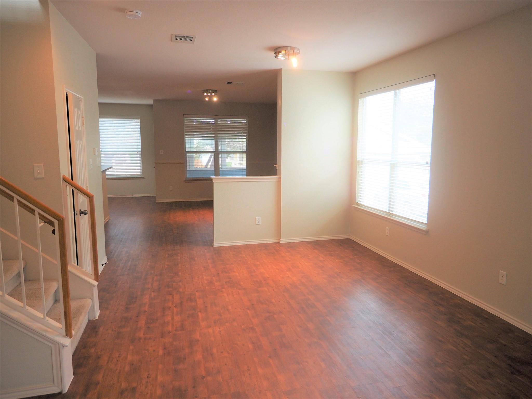 915 Bogart Rd, Cedar Park, TX 78613