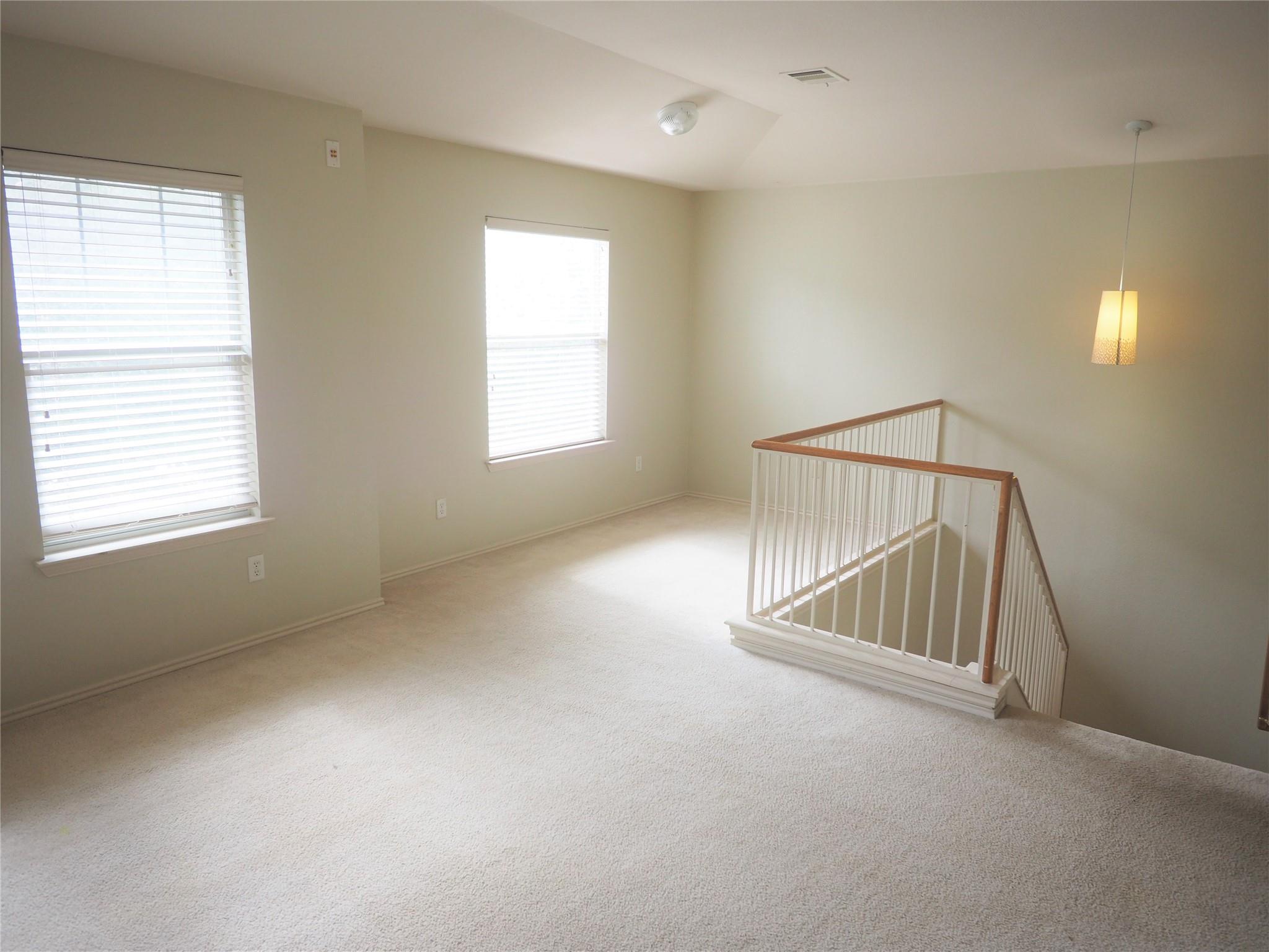 915 Bogart Rd, Cedar Park, TX 78613