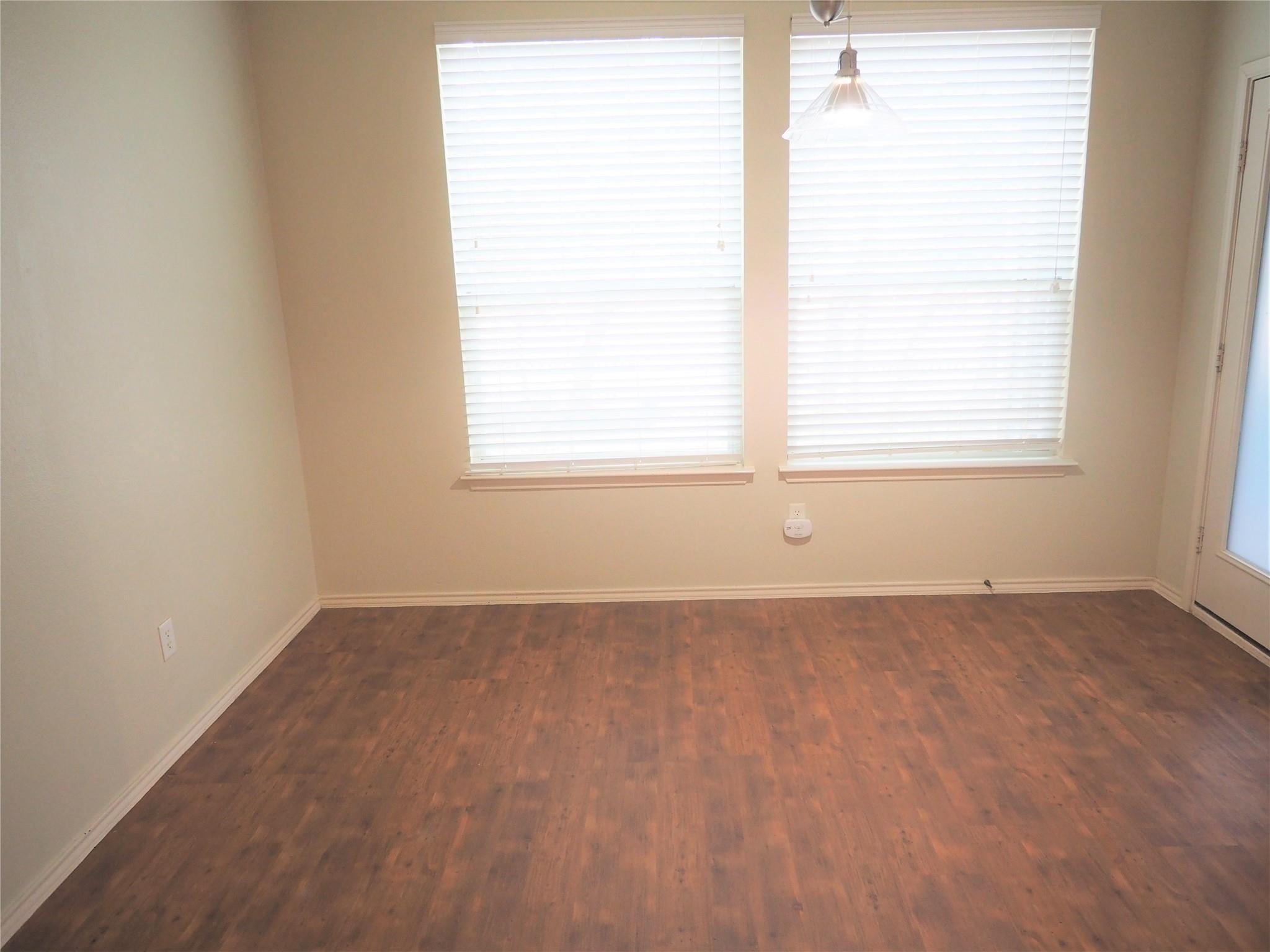 915 Bogart Rd, Cedar Park, TX 78613