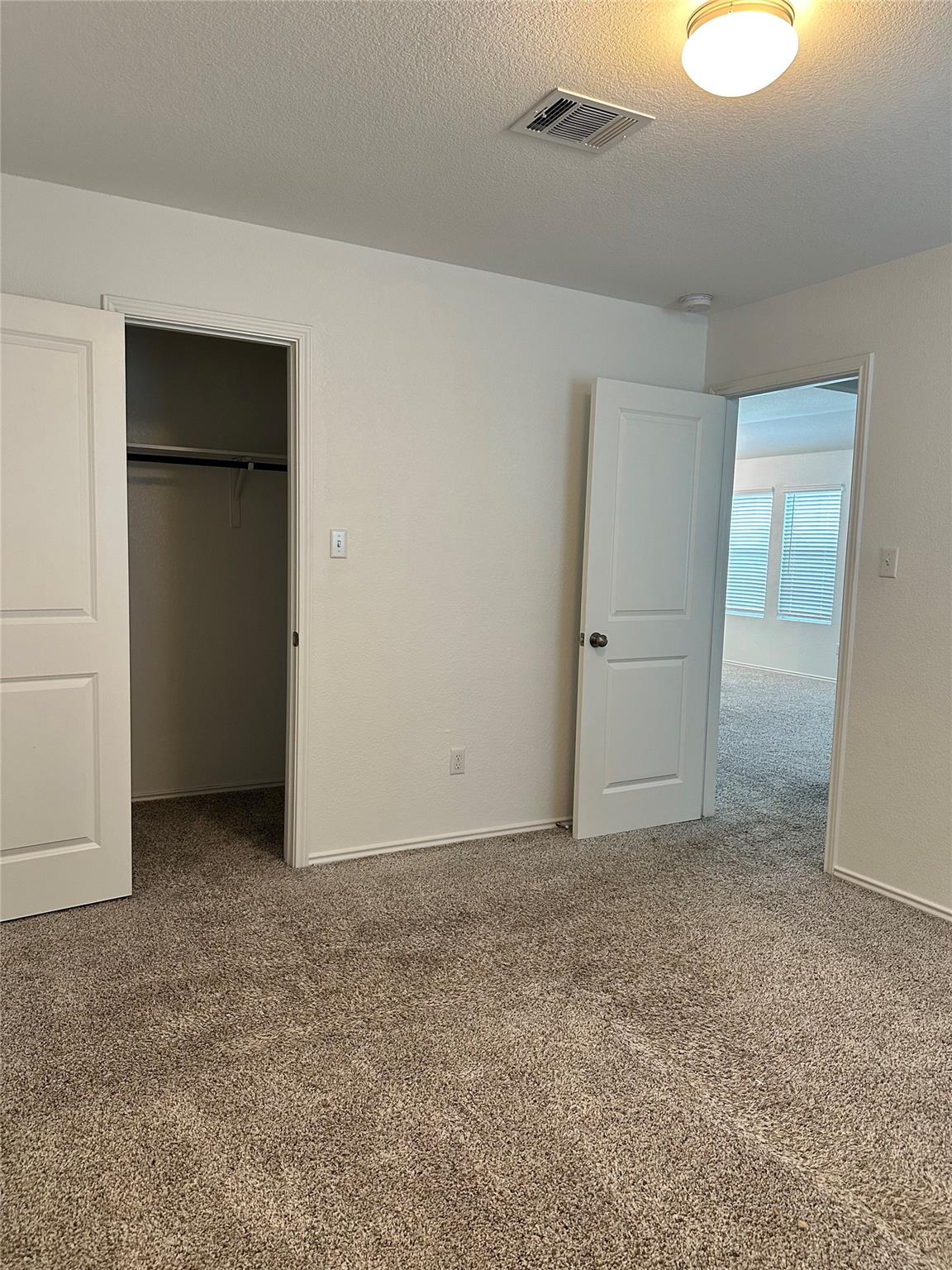 104 Wind Flower Ln, Liberty Hill, TX 78642