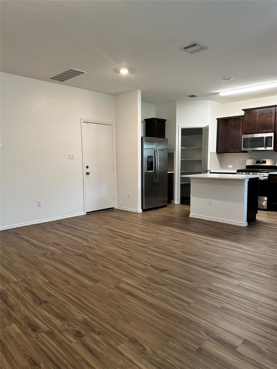104 Wind Flower Ln, Liberty Hill, TX 78642