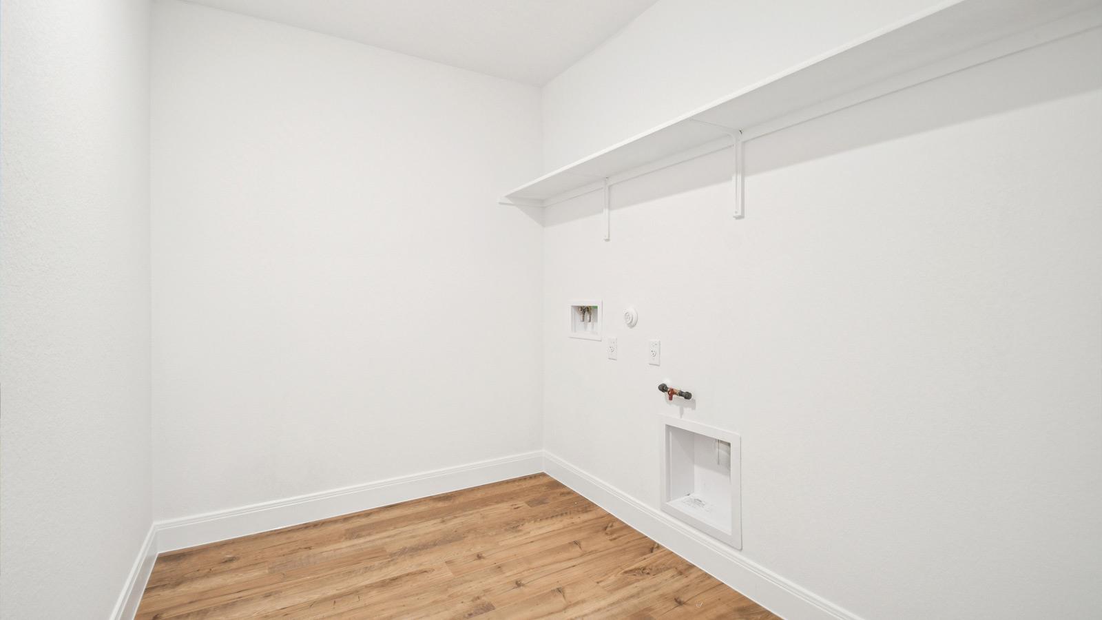 179 Great Northern Dr, Cedar Creek, TX 78612